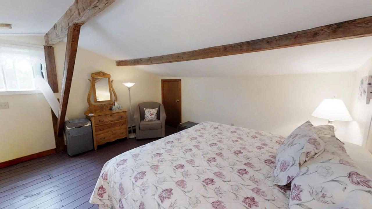 ماهوني باي Bayview Pines Country Inn B&B المظهر الخارجي الصورة