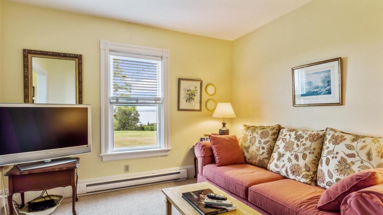 ماهوني باي Bayview Pines Country Inn B&B المظهر الخارجي الصورة