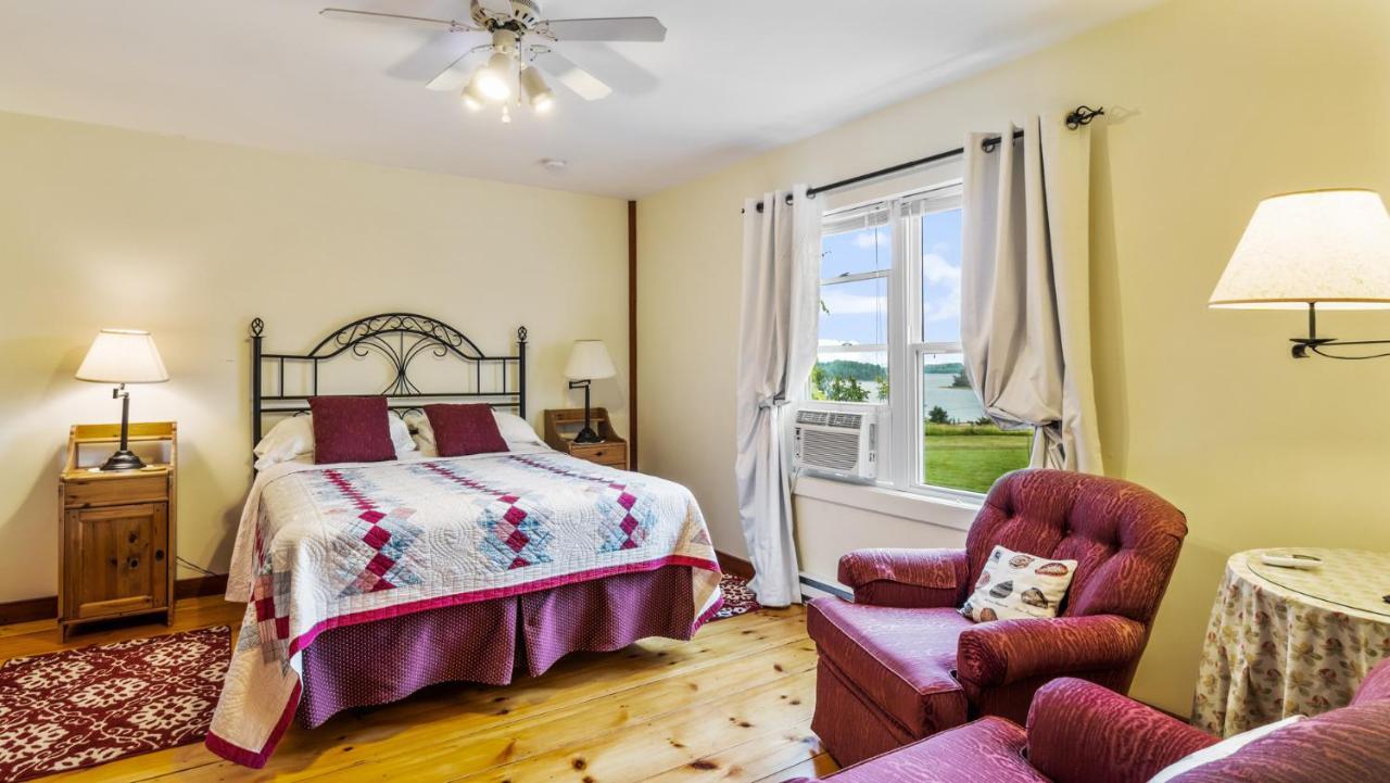 ماهوني باي Bayview Pines Country Inn B&B المظهر الخارجي الصورة