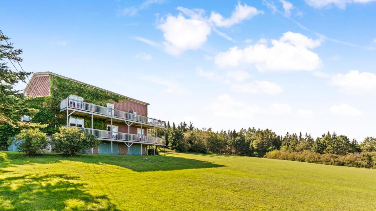 ماهوني باي Bayview Pines Country Inn B&B المظهر الخارجي الصورة